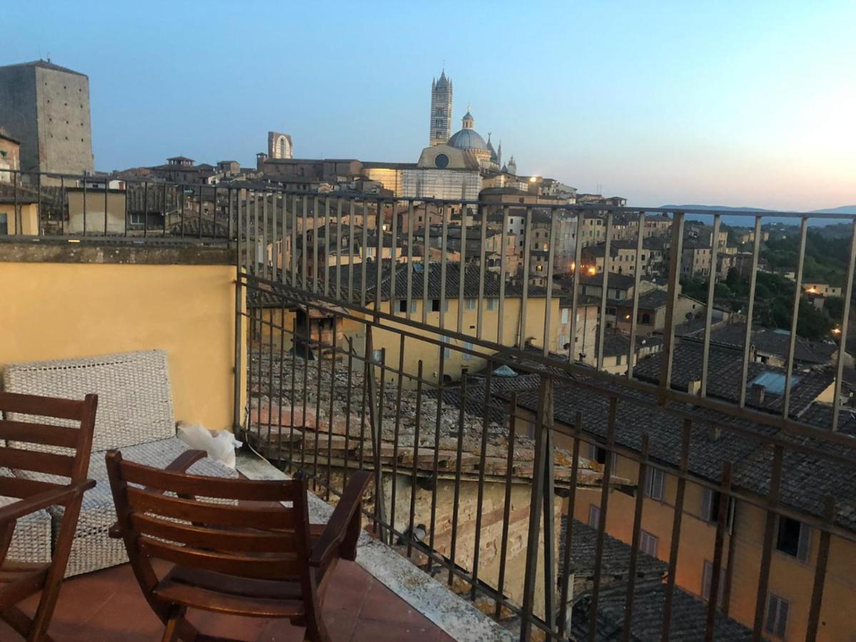 La Terrazza Sul Duomo Apartamento Siena Exterior foto